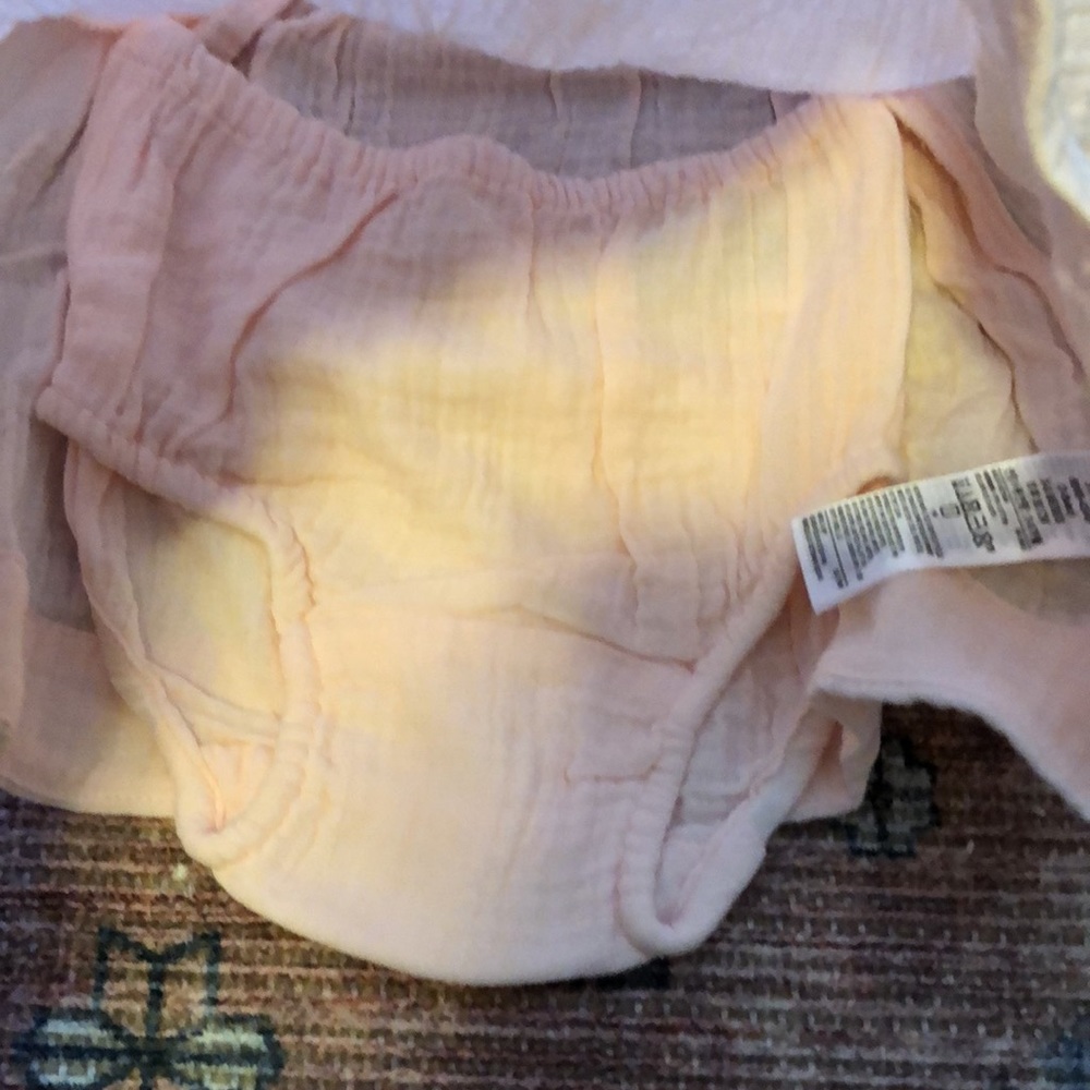 NWT organic muslin set - Picture 2 of 4
